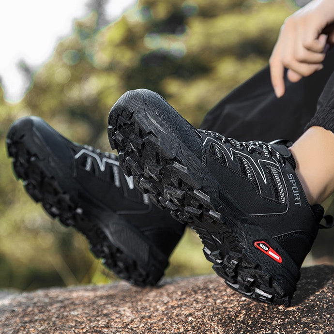 Inwalks® | Medicinski ortopedski čevlji | Znanstveno zasnovani tako, da se prilagodijo strukturi stopala in odpravljajo bolečine med hojo.